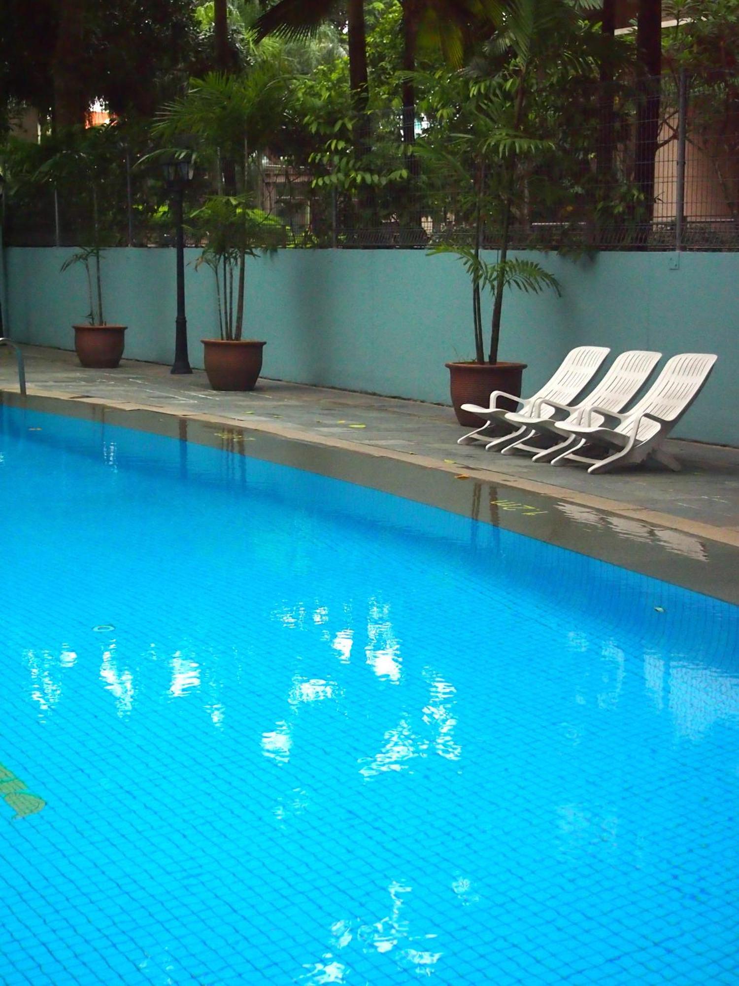 Khách sạn Royal 4*